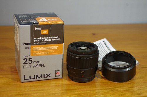 Panasonic lumix 25mm - lumix, f/1.7